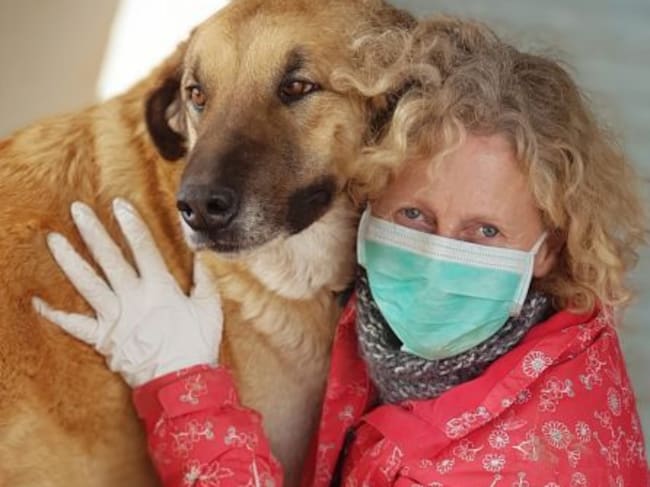 Karen Caws, Presidenta de Huellas