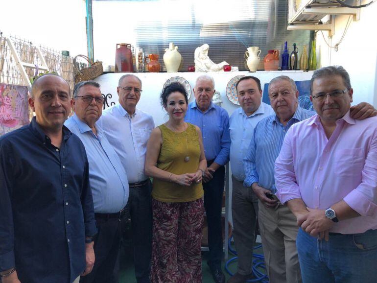 Isabel Castilla pintará el cartel del 25 aniversario de la Coronación de la Virgen de la Encarnación de San Benito