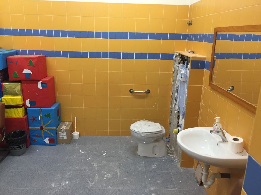 Arreglo en uno de los colegios de Petrer