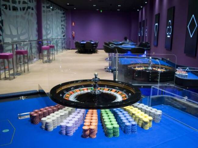 Interior del casino Puerta de Toledo