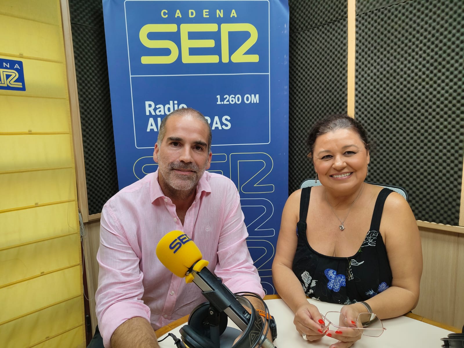 Dr. de la Cruz y Gloria Masallá.