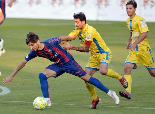 Alex Conde fue uno de los jugadores destacados del partido frente a la Arandina