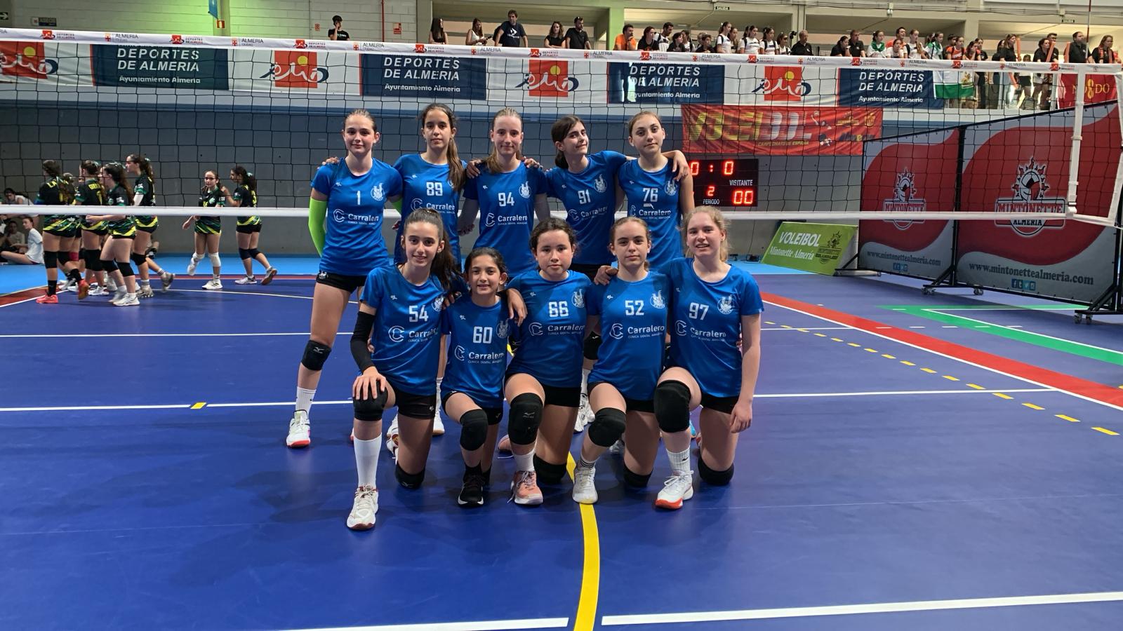 Xàtiva Dental Carralero voleibol ha disputado el campeonato de España infantil femenino de máximo nivel en Almería, acumulando una gran experiencia deportiva