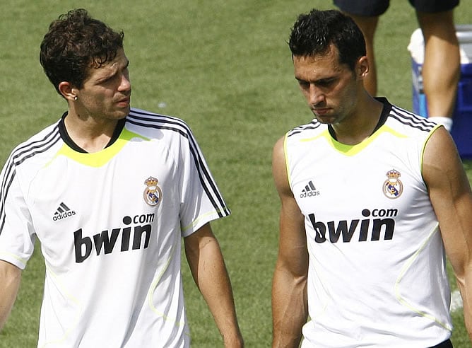 Gago, junto a Arbeloa, durante un entrenamiento