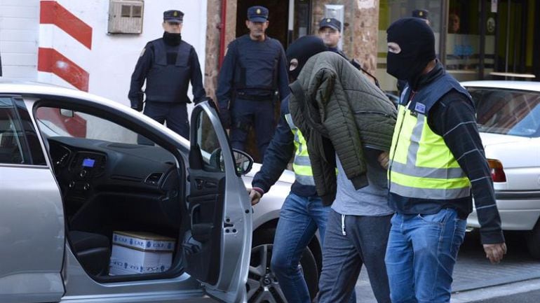 Fotografía de archivo de una operación policial contra Dáesh 