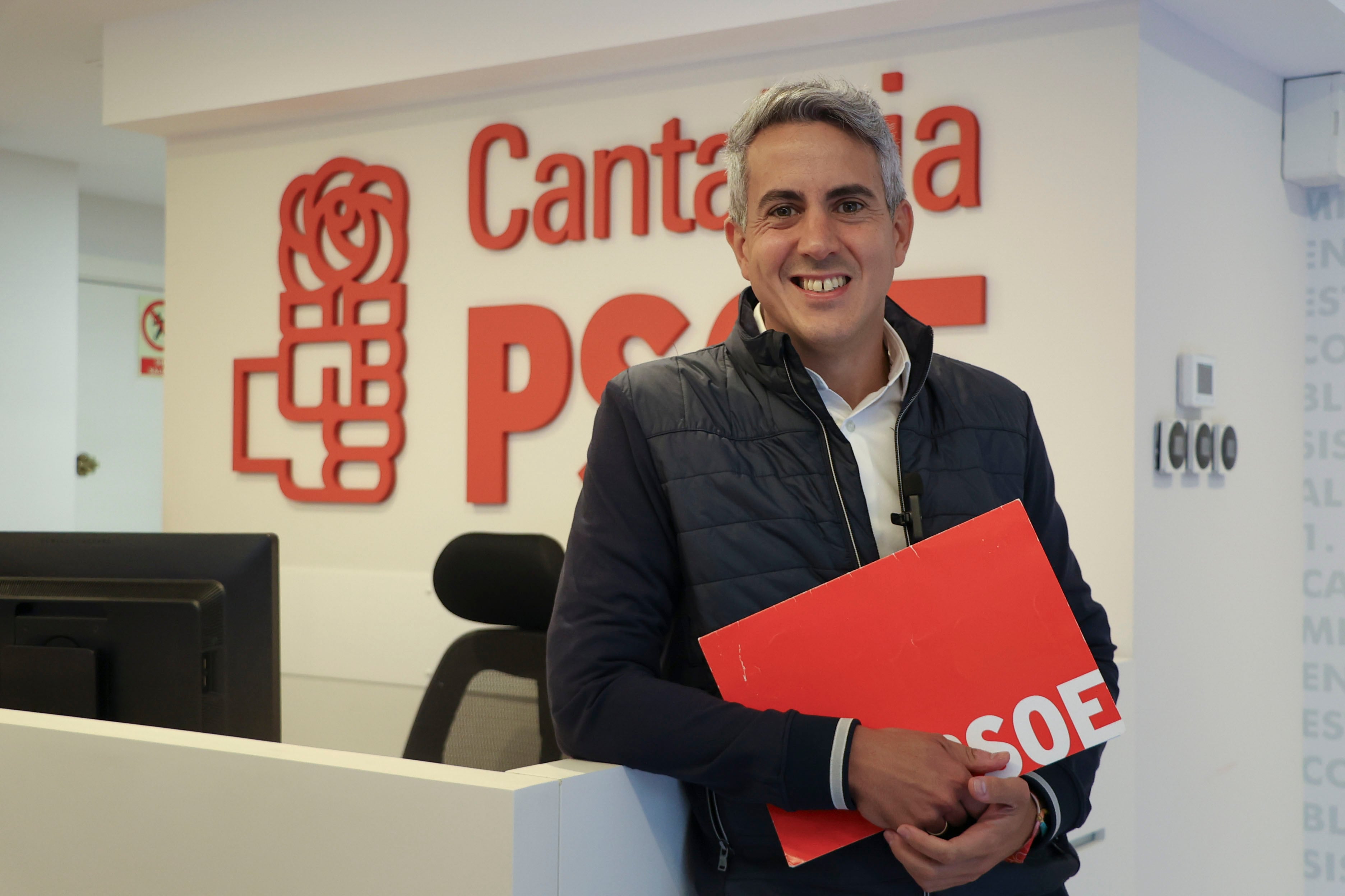 Pablo Zuloaga perdió frente a Susana Herrán las primarias en el PSC-PSOE, pero ha impugnado la votación por la mesa de Cartes, que contaba con una persona que no era afiliada al partido EFE/ Celia Agüero Pereda