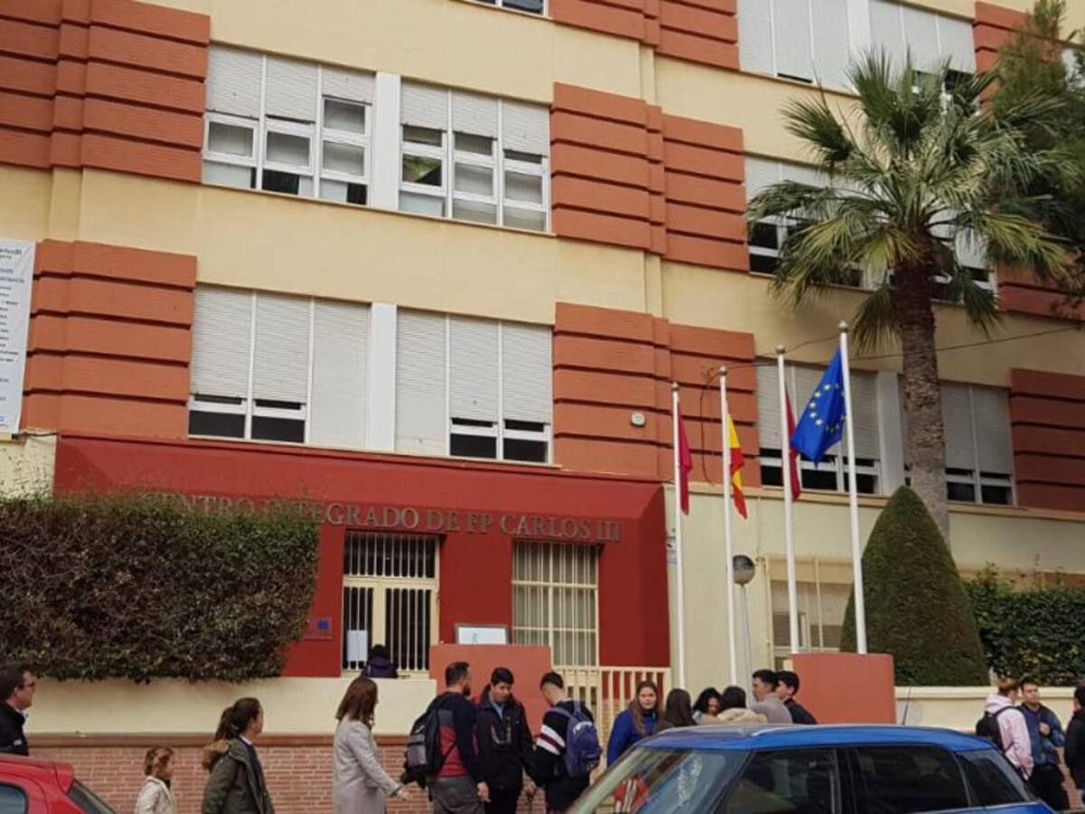 El gobierno promete que todos los centros de Formación Profesional de la Región tendrán FP Dual en 2020