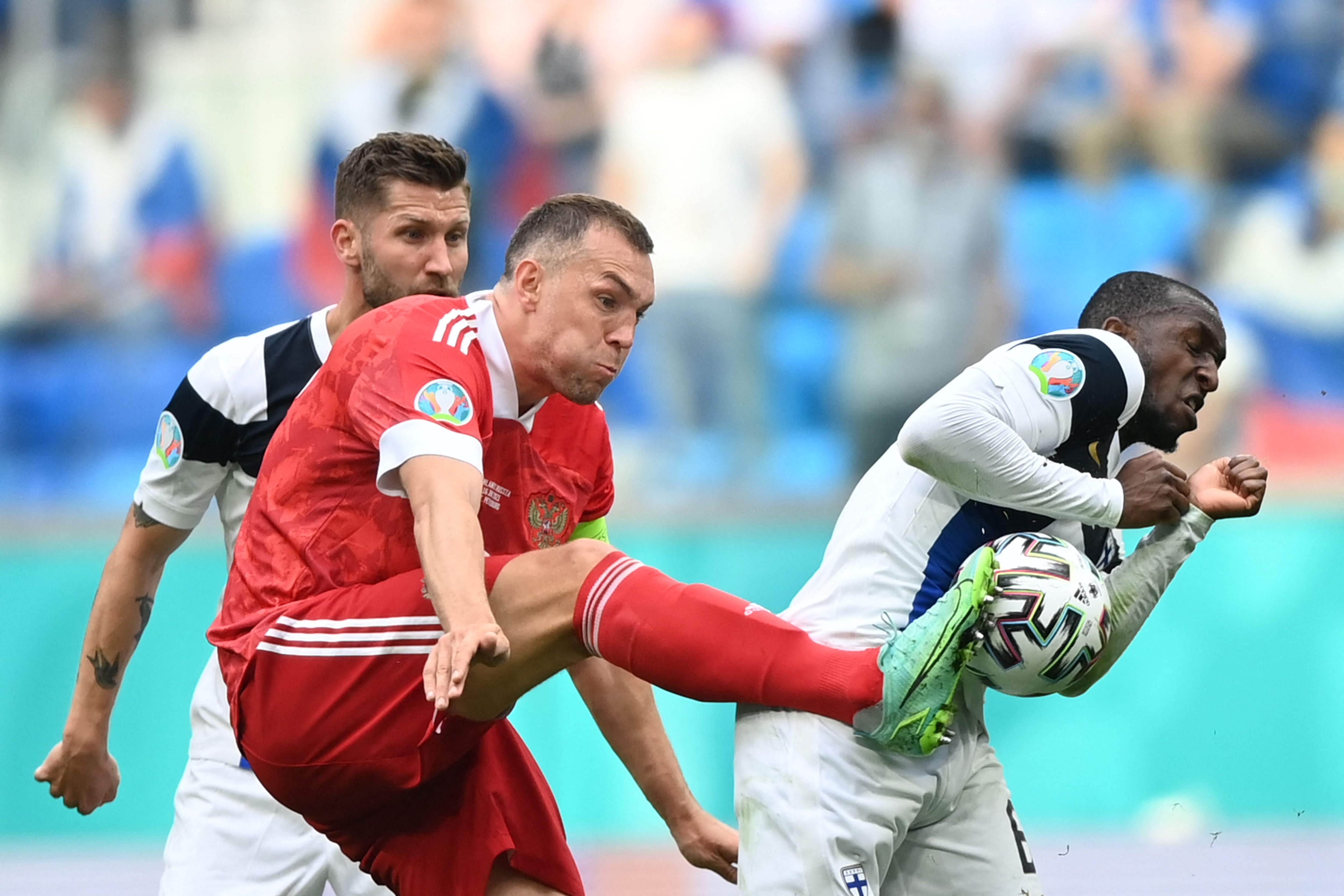 Artem Dzyuba, en un partido con Rusia ante Finlandia