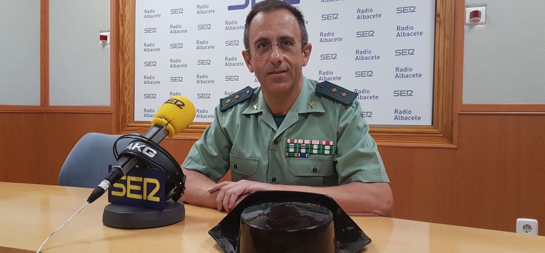 El teniente coronel Jesús Manuel Rodrigo en Radio Albacete