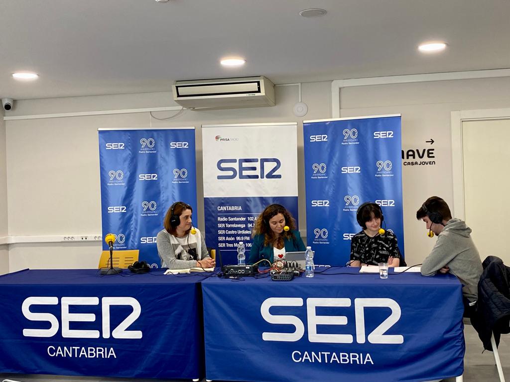 Alumnos del IES Ría del Carmen.