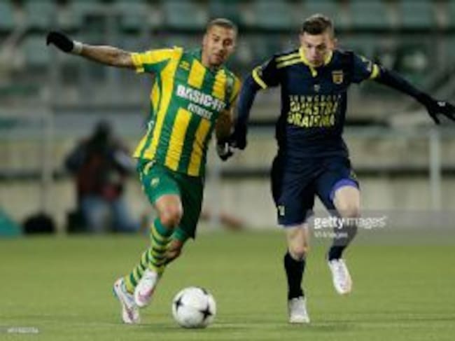 Zuiverloon, durante un encuentro con el Den Haag