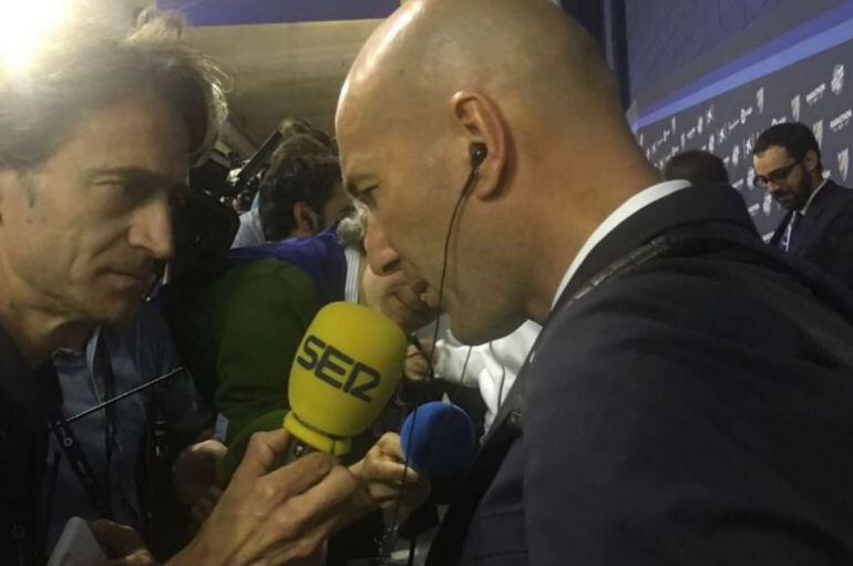 Zidane con Javi Hérraez en El Larguero 