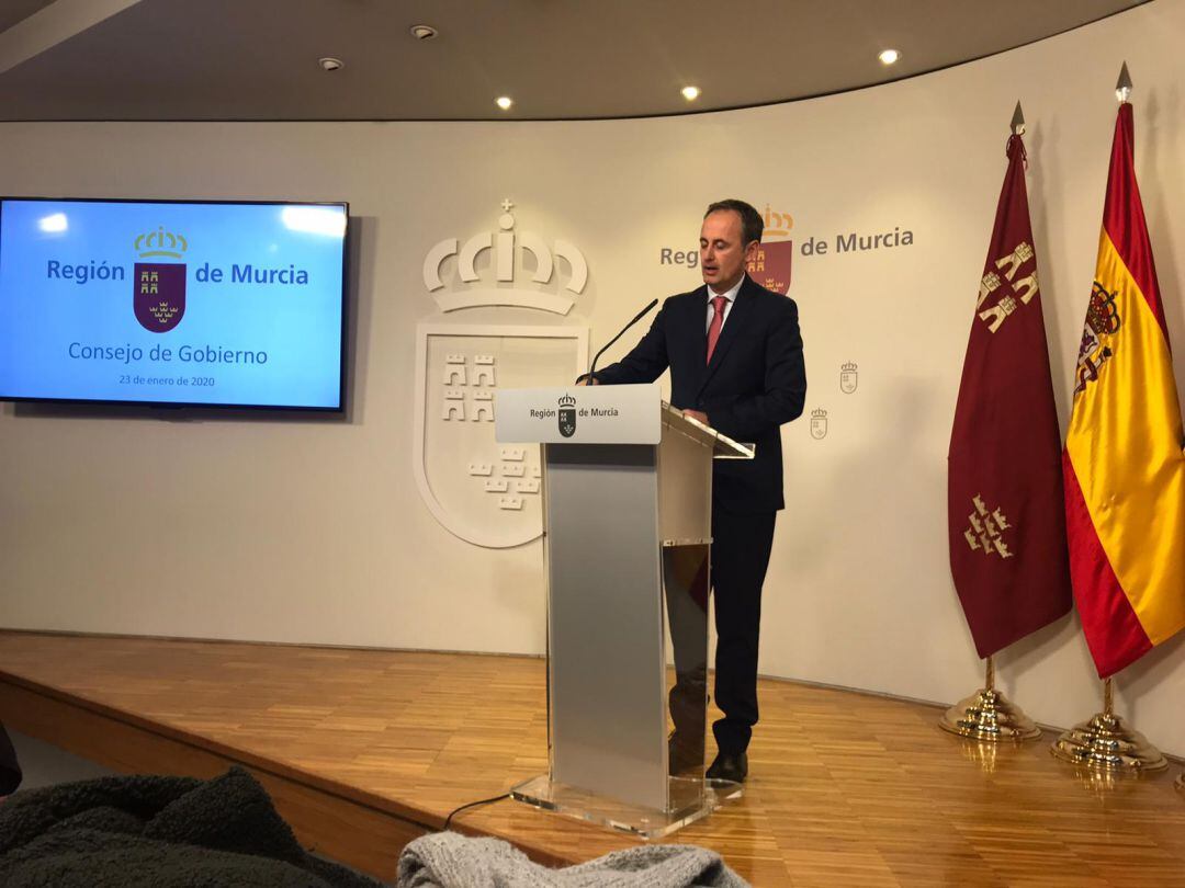 El consejero Celdrán en la rueda de prensa del Consejo de gobierno 