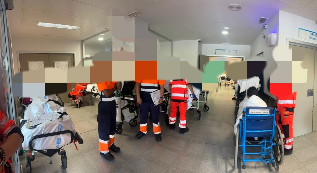 UGT denuncia la "saturación crónica" del servicio de Urgencias del San Pedro con 10 ambulancias bloqueadas durante 3 horas