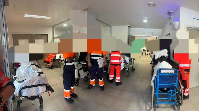 UGT denuncia la "saturación crónica" del servicio de Urgencias del San Pedro con 10 ambulancias bloqueadas durante 3 horas