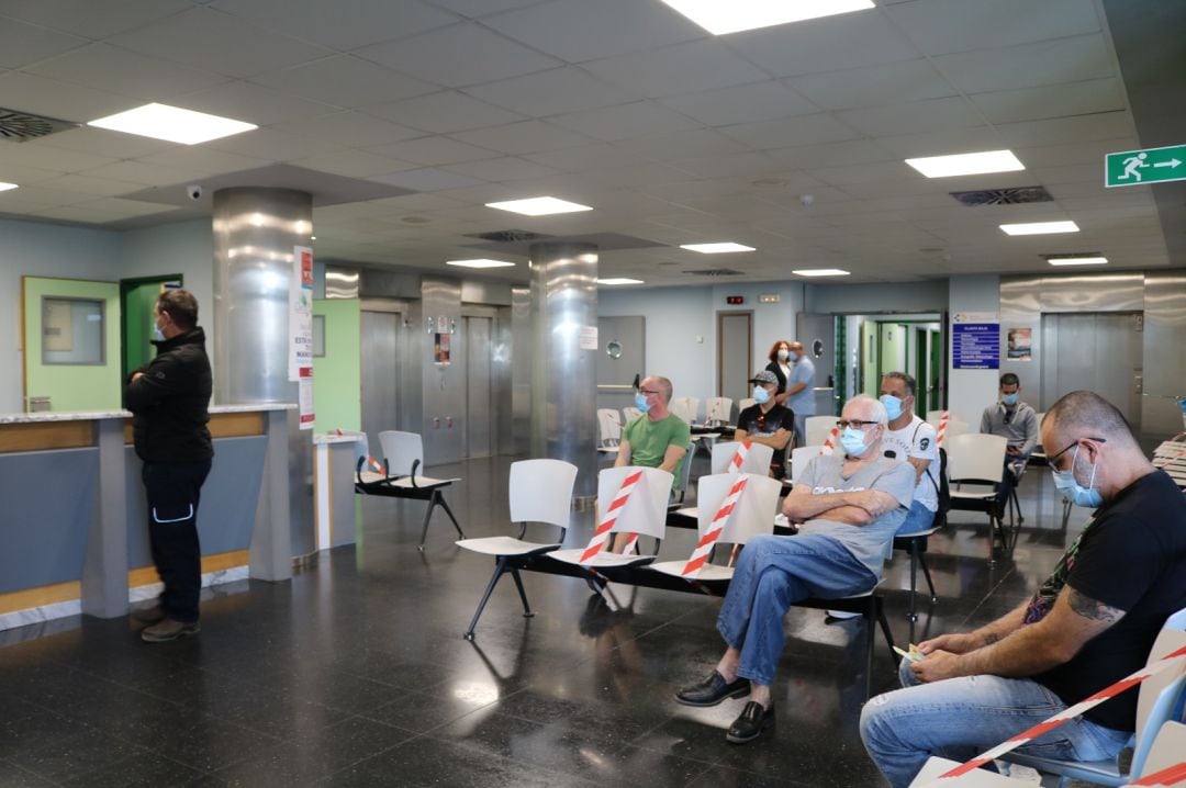 Sala de espera en el Hospital Doctor José Molina Orosa de Arrecife.