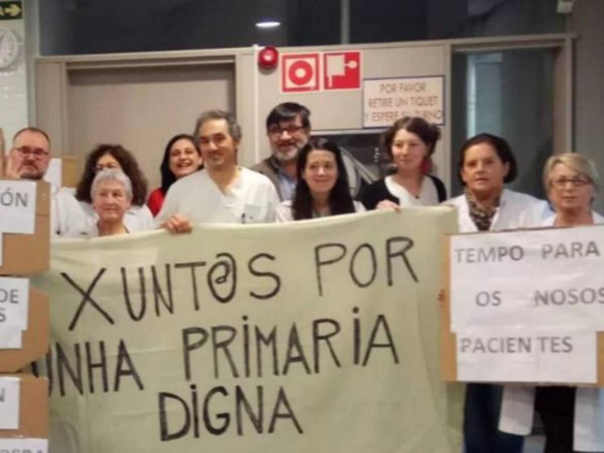 Los médicos de atención primaria plantan cara a la Xunta para exigir mejoras