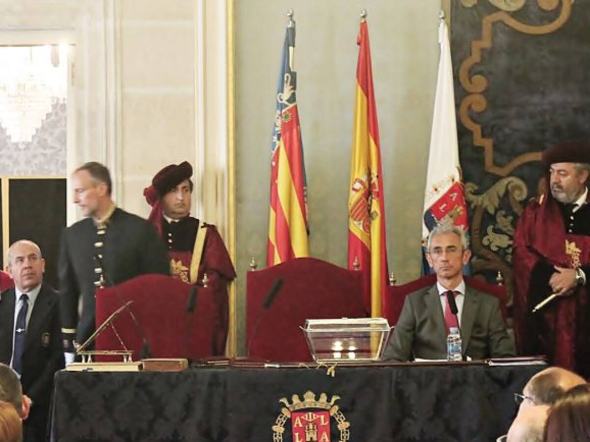 El Ayuntamiento obligará a los maceros a participar en la procesión del Viernes Santo