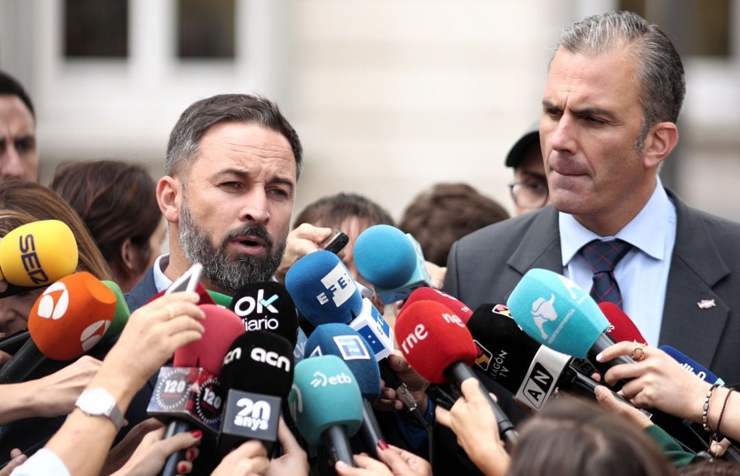 Santiago Abascal y Javier Ortega Smith en una rueda de prensa tras conocerse la sentencia del Tribunal Supremo sobre el juicio del &#039;procés. 