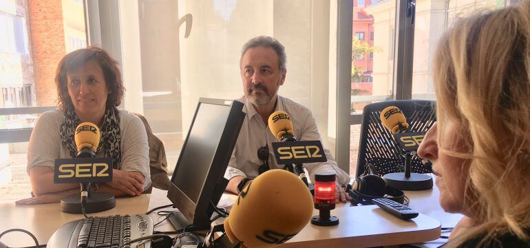 Imagen de María José y Joaquín, los padres de la familia que a acogido a más de 10 niños