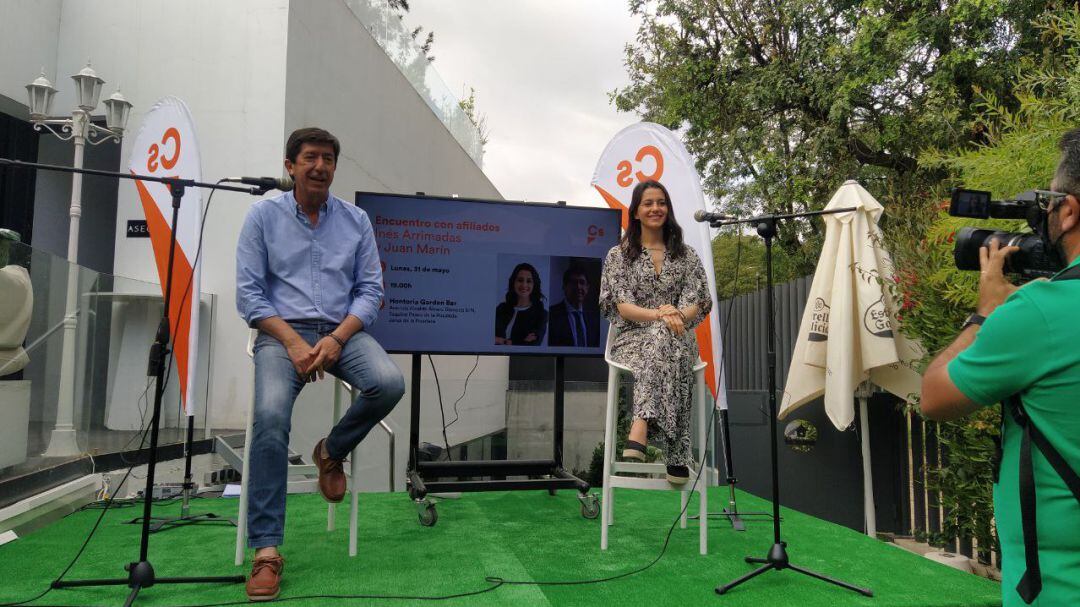 Inés Arrimadas junto a Juan Marín este lunes en Jerez