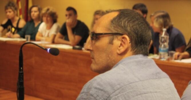 L'acusat, Alejandro Fortuño