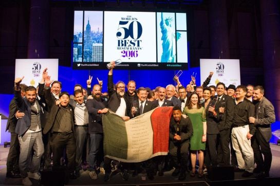 Algunos de los mejores cocineros del mundo, sobre el escenario de Cipriani Wall Street (Nueva York), donde se ha celebrado la gala &#039;Restaurant&#039; de 2016.