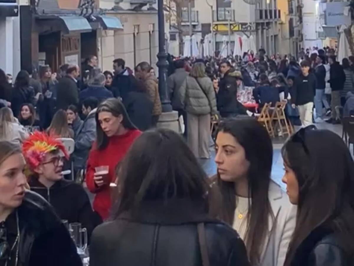 Vermús y mucha animación en Huesca en el día de Nochebuena