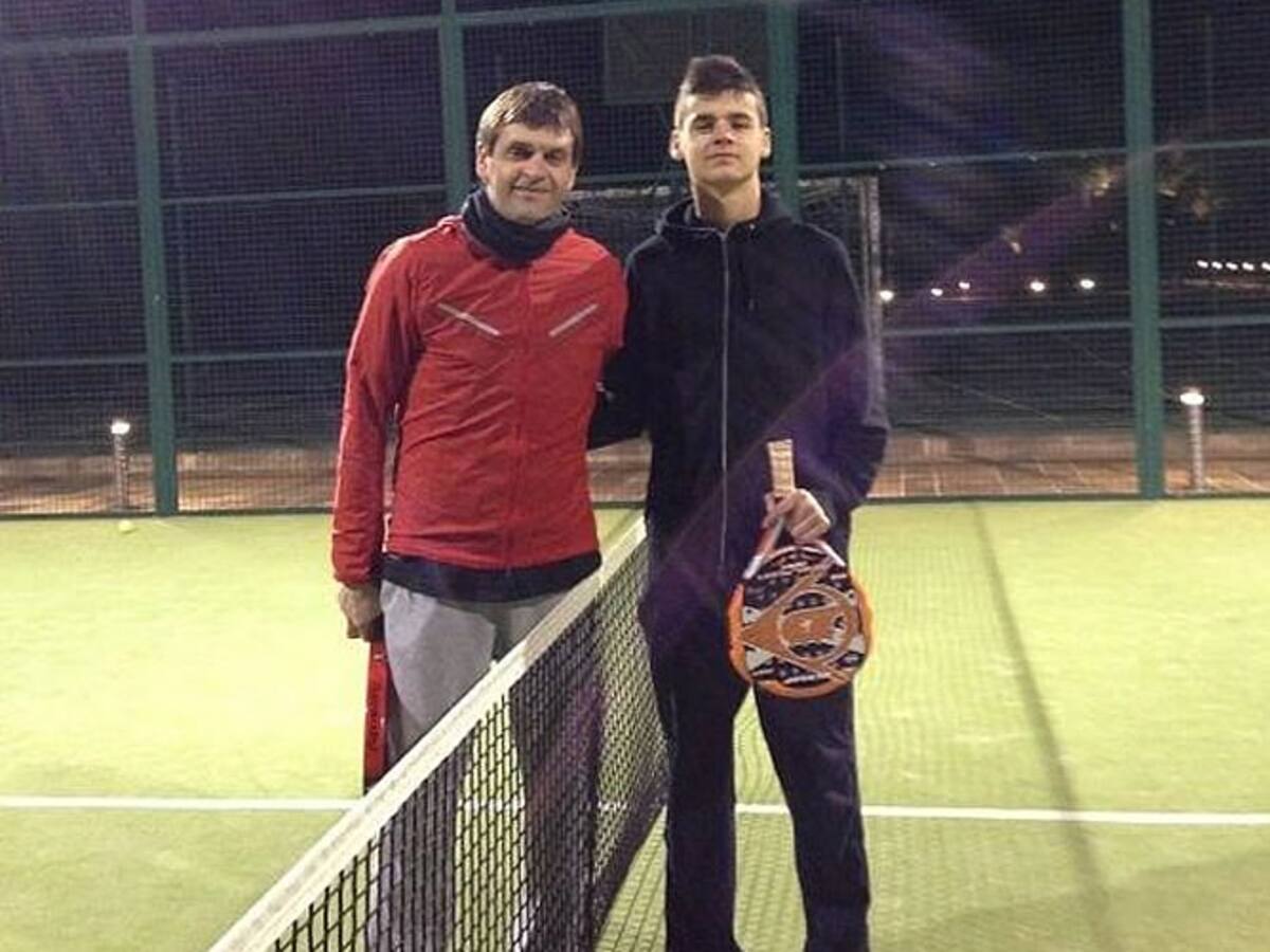 Tito torna a la feina