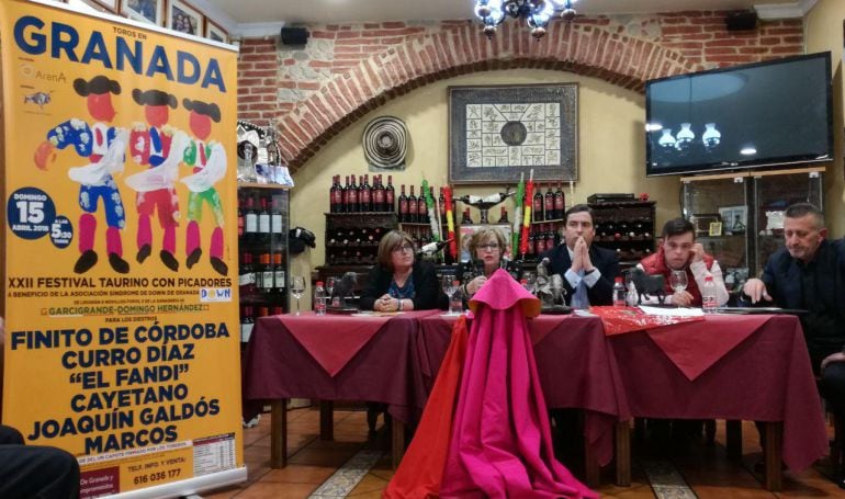 Acto de la presentación del cartel del festival taurino a beneficio de la Asociación Síndrome de Down de Granada