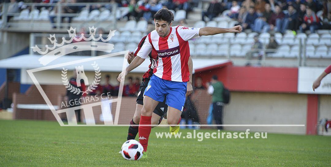 José Carlos durante un partido.