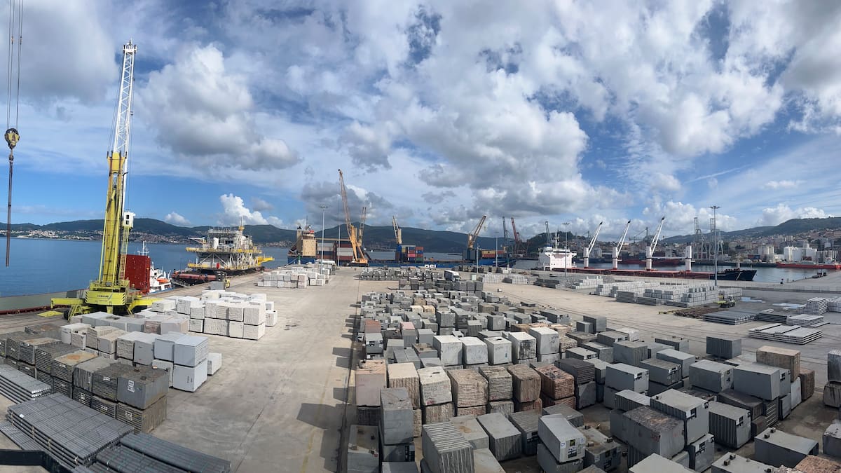 Carlos Botana: "Vigo tiene que aprovechar la oportunidad de ser puerto refugio para captar nuevas líneas frente a Leixoes"