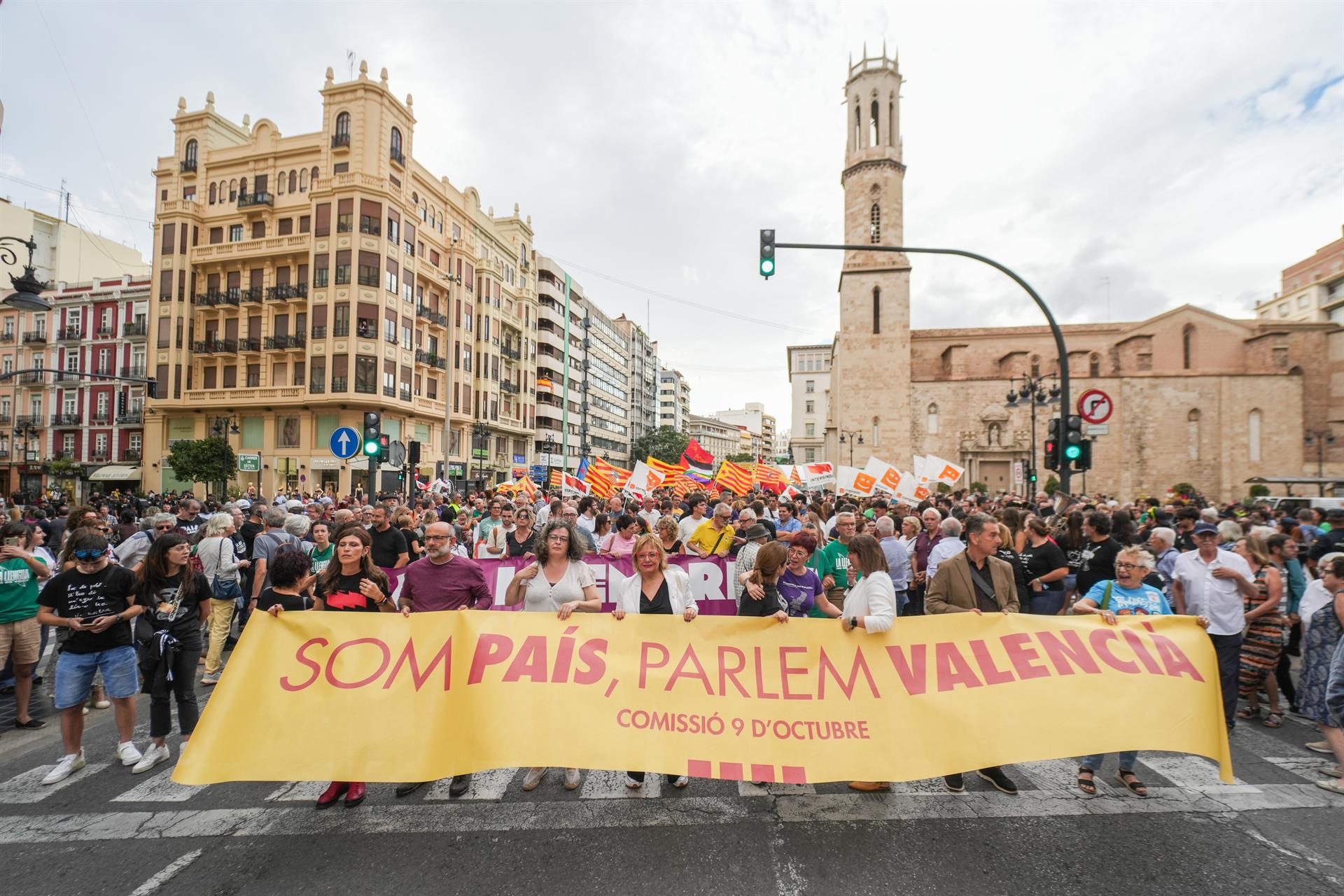 Cabecera de la manifestación de la Comissió 9 d&#039;Octubre