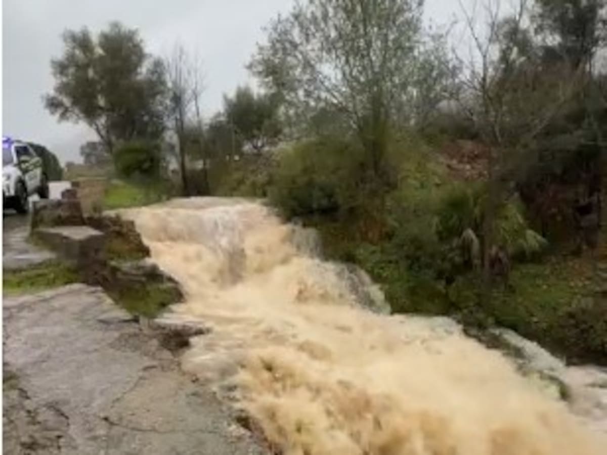 Los casi 100 litros caídos en Barx ponen en alerta a los vecinos próximos al Avenc de la Donzella
