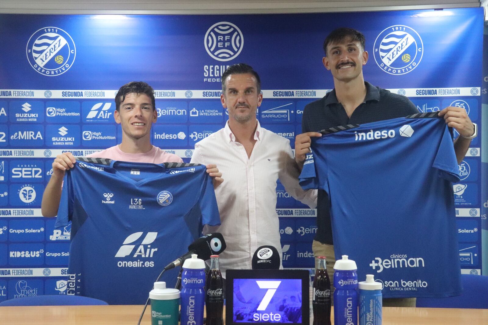 Mauro Lucero, Antonio Bello y Juanjo Mateo en rueda de prensa de presentación