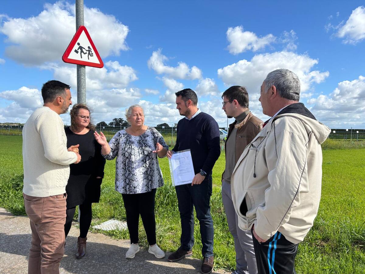 El PSOE de Jerez reclama la instalación del alumbrado público en 'La Guareña'