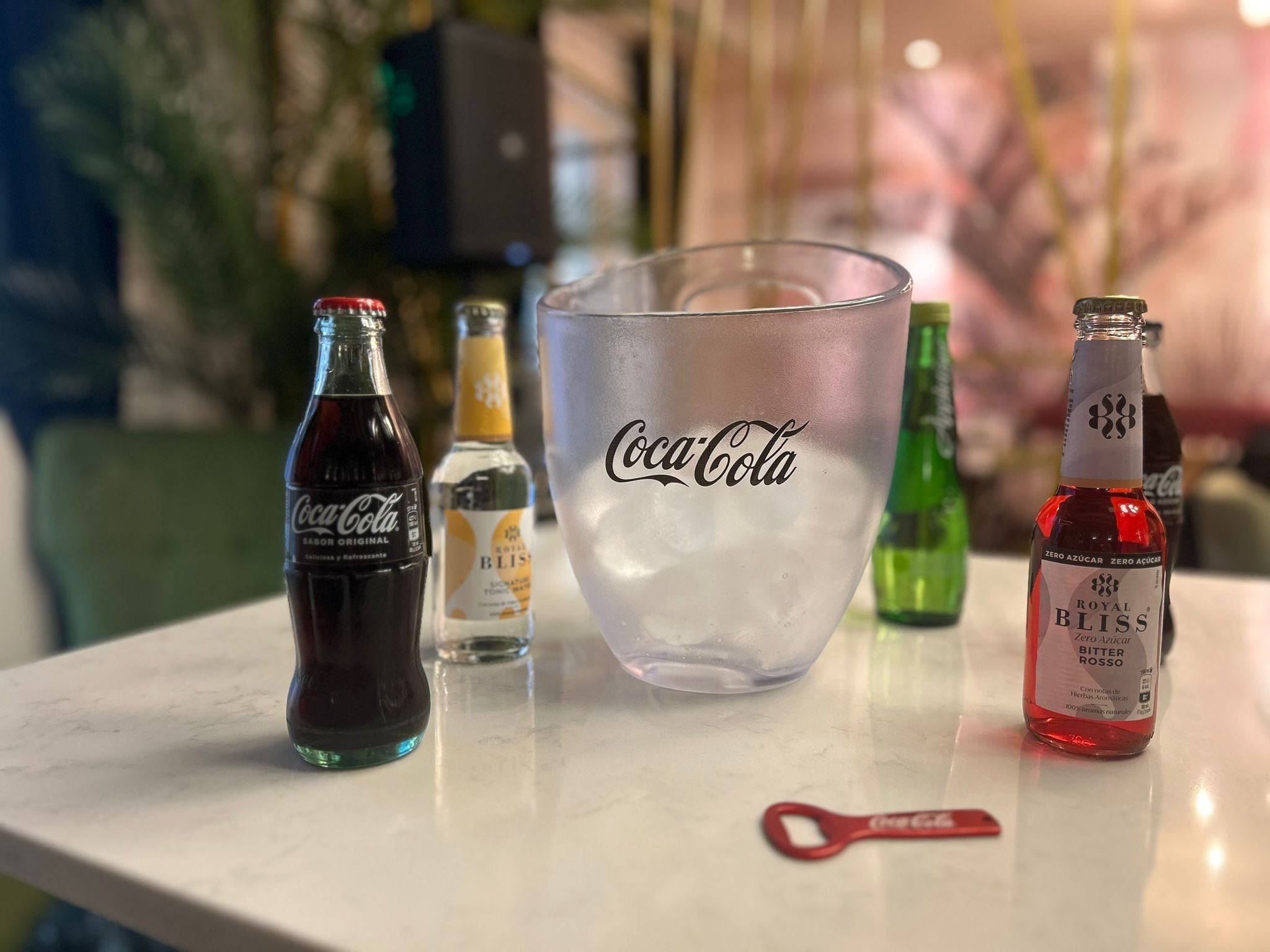 Coca Cola reparte los certificados en Restaurante Méli Mélo