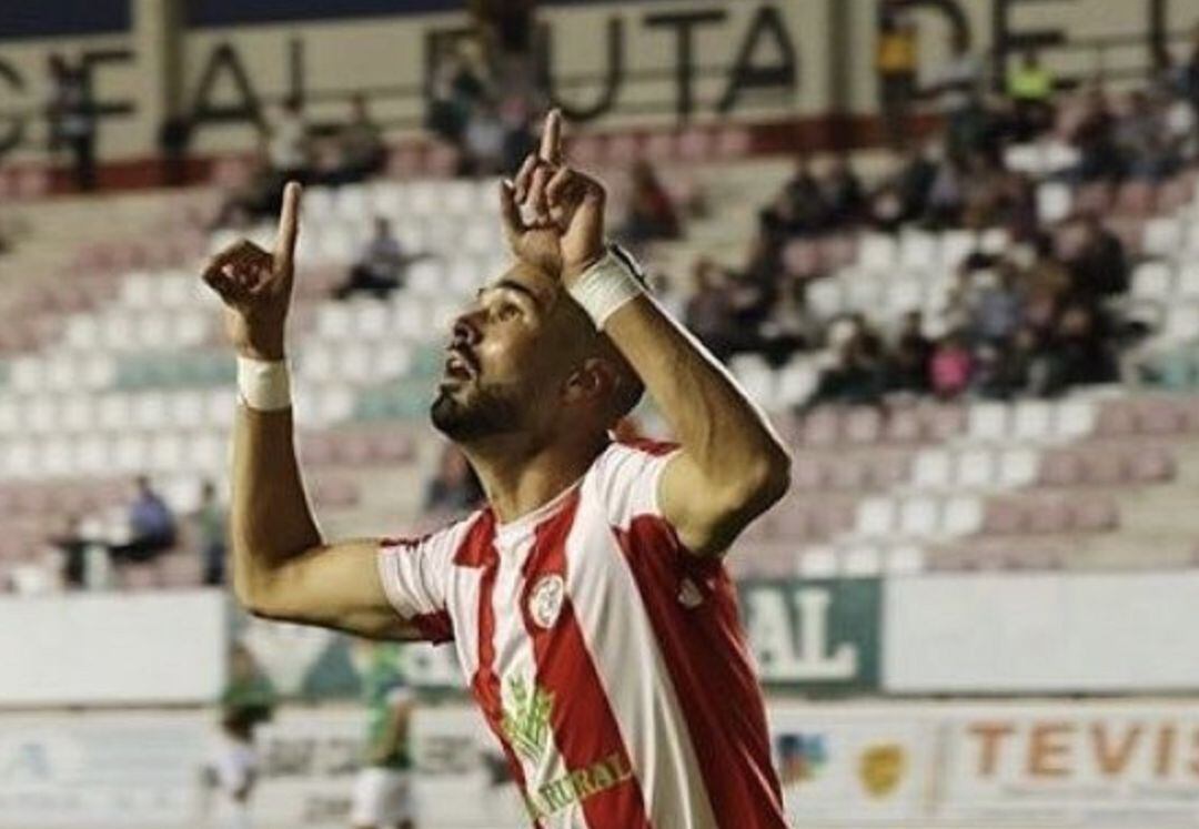 Revidiego en su etapa rojiblanca