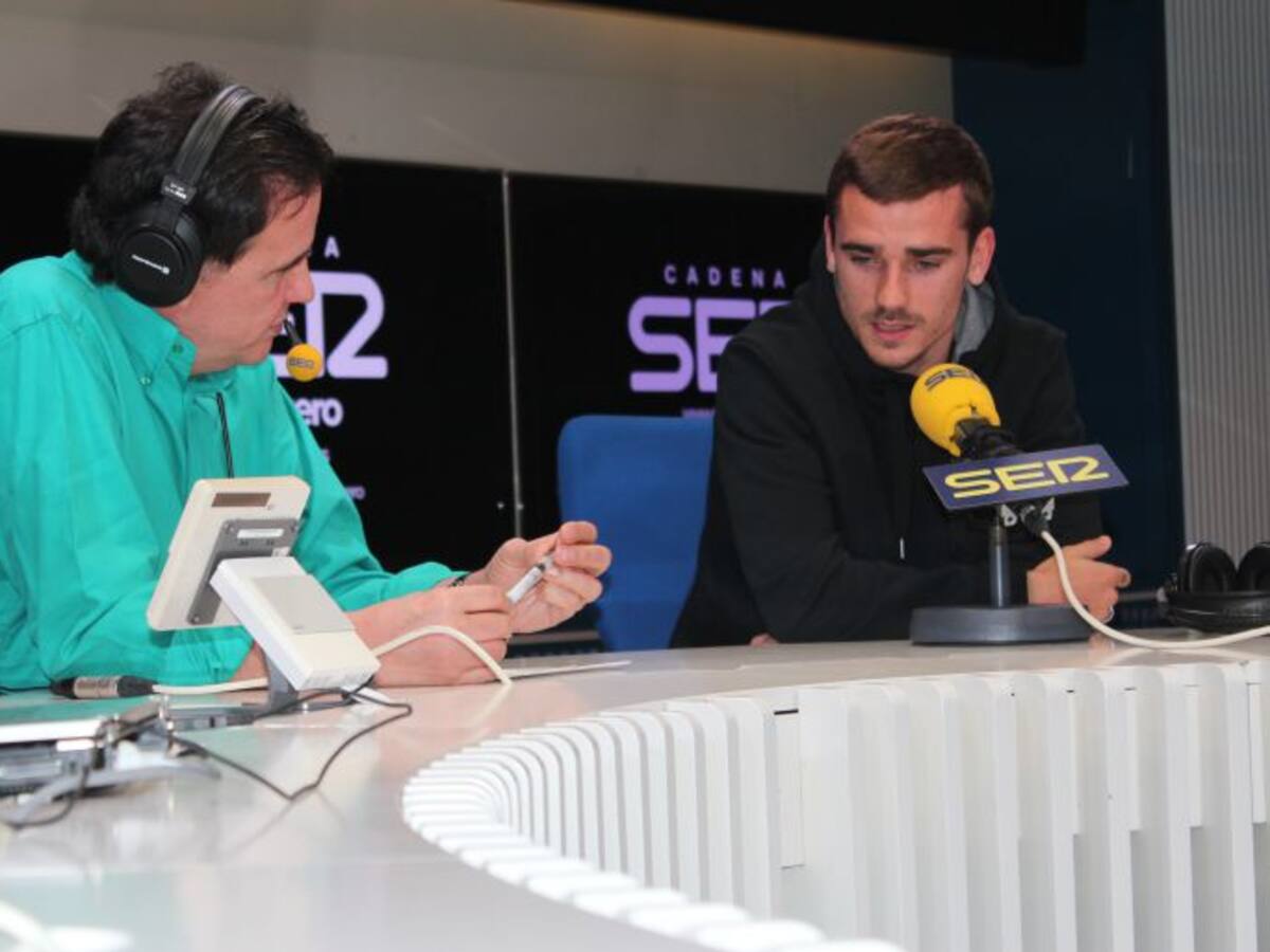 La visita de Griezmann, en imágenes