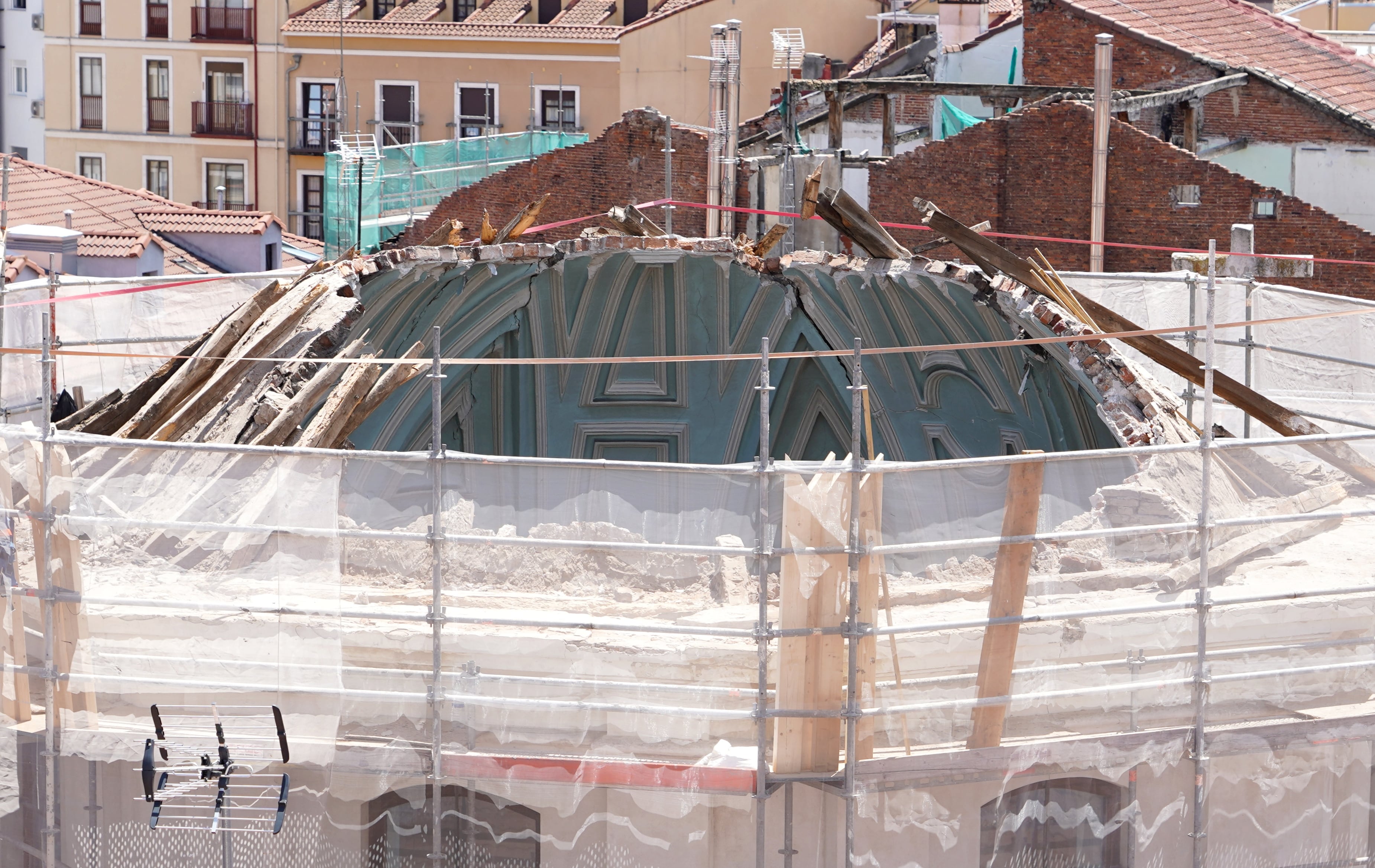 Se desploma la cúpula de la Iglesia de la Vera Cruz en Valladolid sin que haya que lamentar daños personales