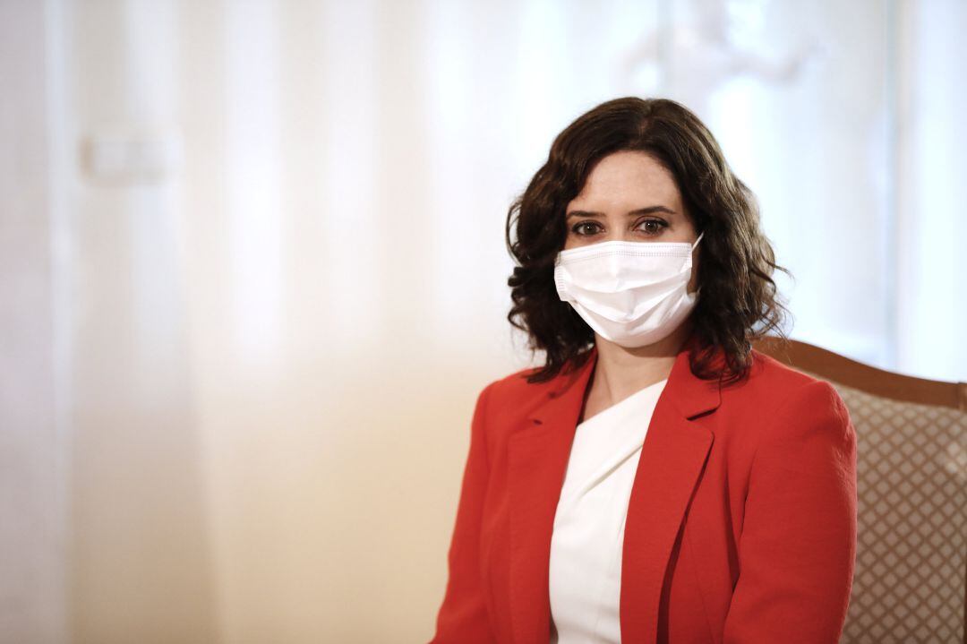 La presidenta de la Comunidad de Madrid, Isabel Díaz Ayuso, durante  su reunión con el jefe del Ejecutivo, Pedro Sánchez, el pasado día 21.