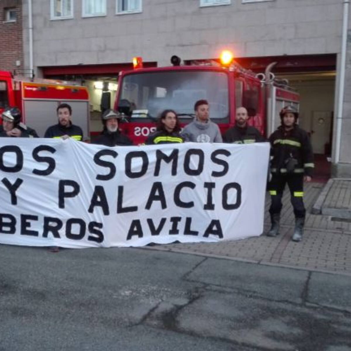 Los Bomberos de Ávila se suman a la campaña #TodosSomosEloy