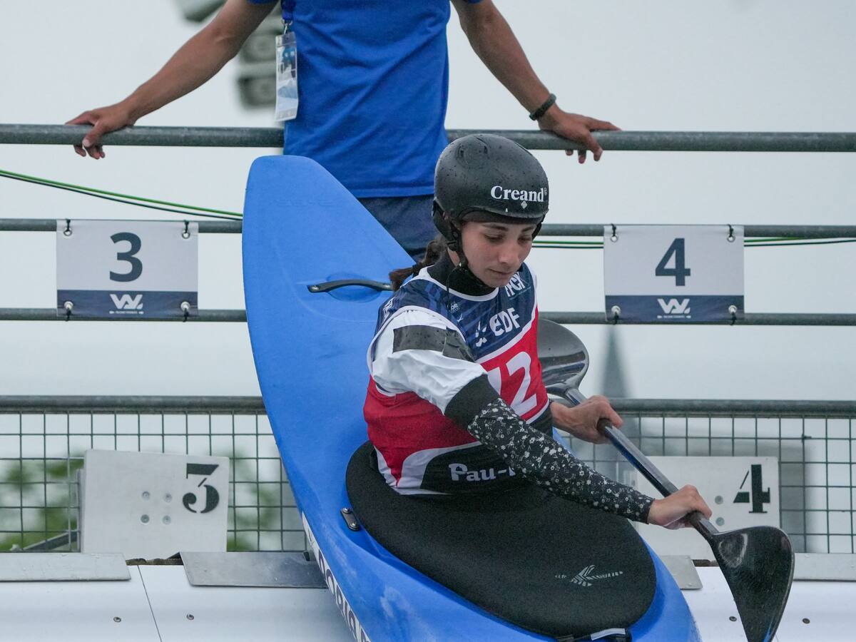 Doria cau als vuitens de final del Caiac Cross de Pau