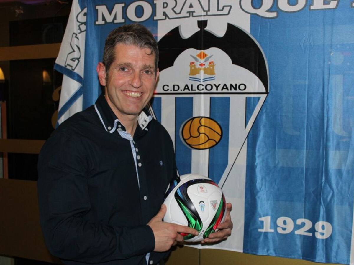 Juan Serrano dimite como presidente del Alcoyano