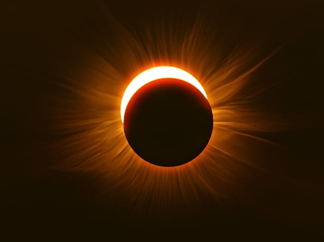 Solar eclipse August 21, 2017 at 1:15pm from Wisconsin, USA85% Coverage