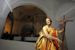 Escultura &quot;San Juan Bautista&quot; de Luis Salvador Carmona, que forma parte de la exposición de las Edades del Hombre &quot;Credo&quot;, inspirada en el año de la Fe. EFE