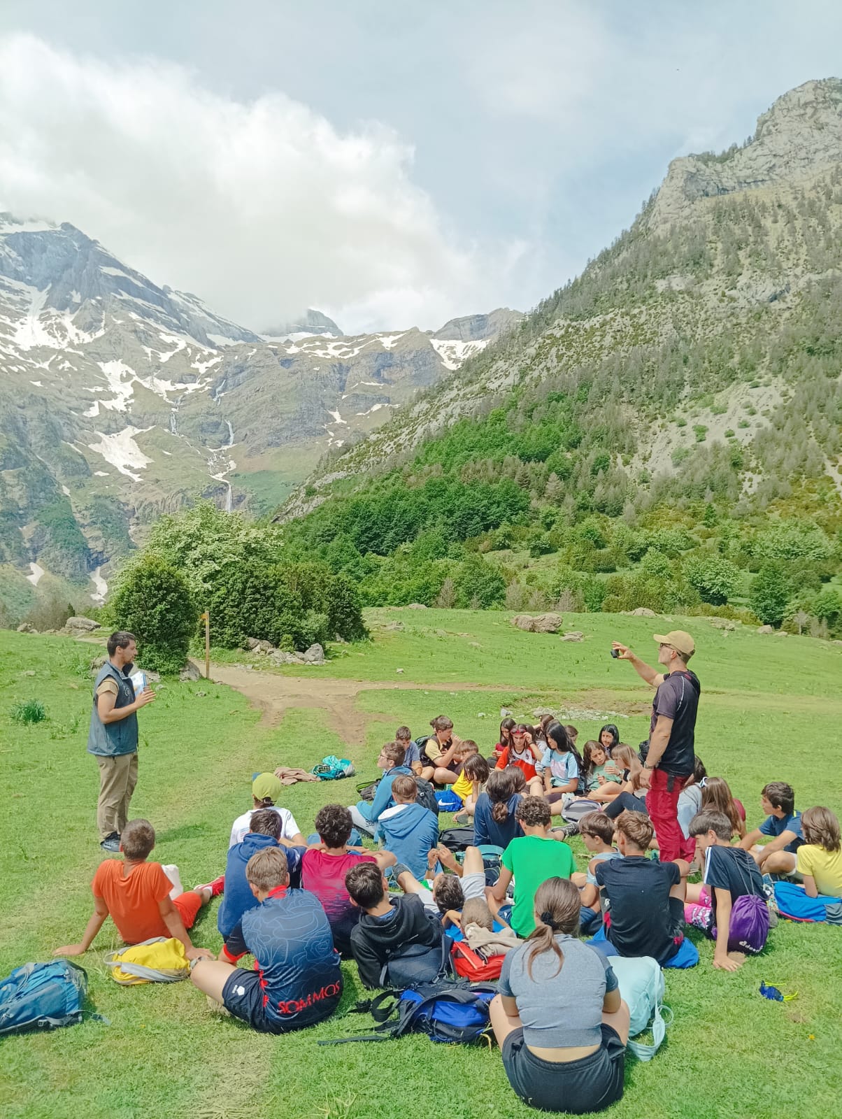 El proyecto ReBive conecta a los jóvenes de Sobrarbe y Alto Gállego con su entorno natural.