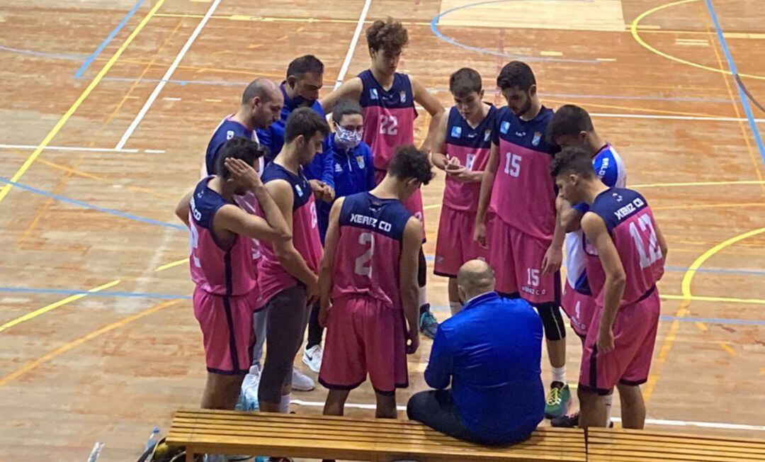 Primera victoria del Baloncesto XCD ante el Peñarroya