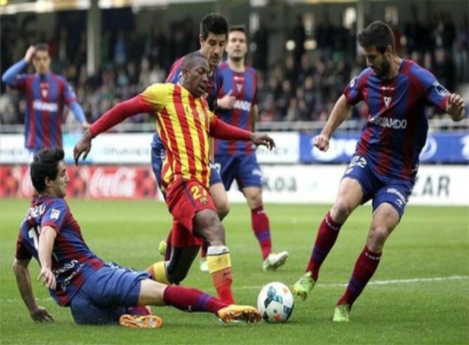 El Eibar peleó ante el Barça B, pero el meta Masip anuló toda ocasión de gol armero