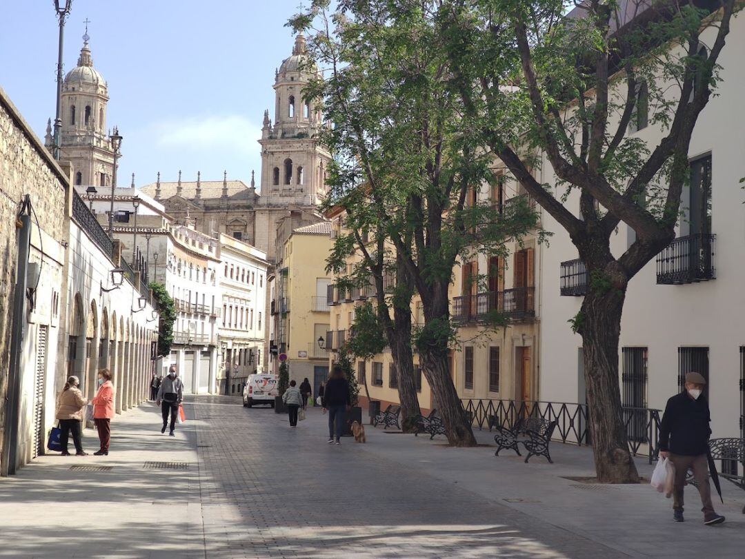 La capital jiennense se encuentra en la mitad de la tabla en cuanto a tasa de contagio, que encabeza Aldeaquemada y cierra Navas de San Juan